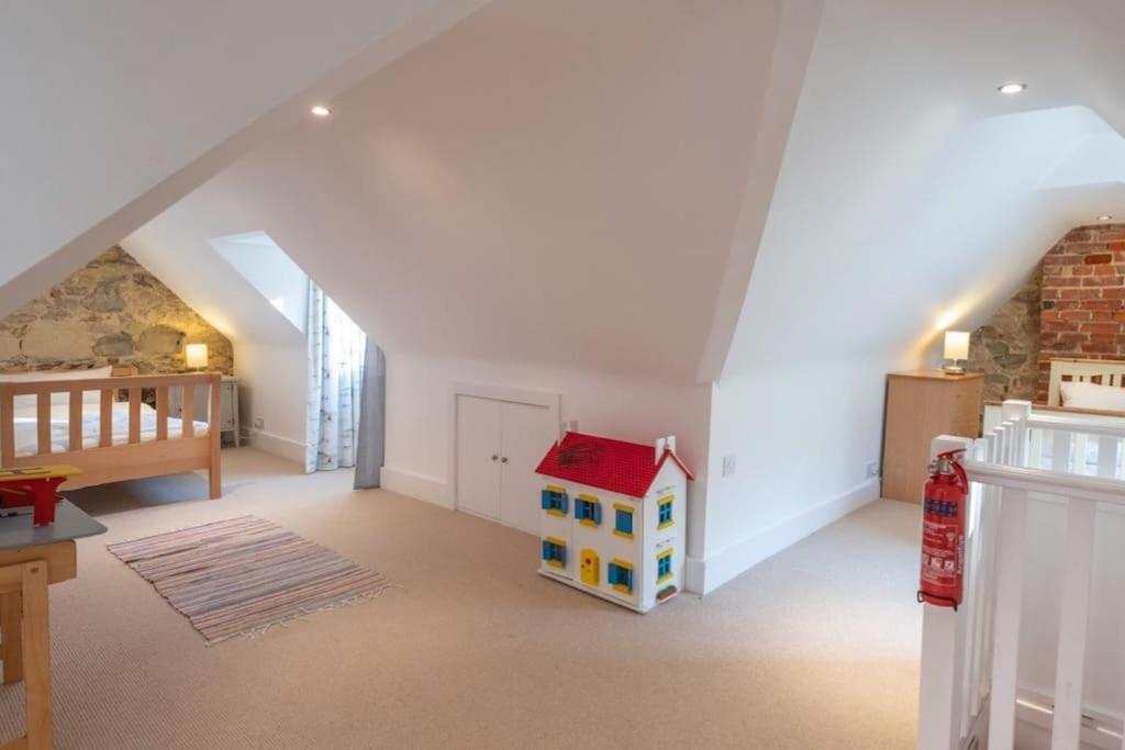 The Old Boat House, Seaview - Seafront Three Bedroom Cottage With Separate Two Bedroom Annexe Exterior foto